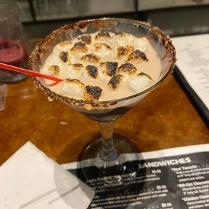 Meet your Posher, Dawn